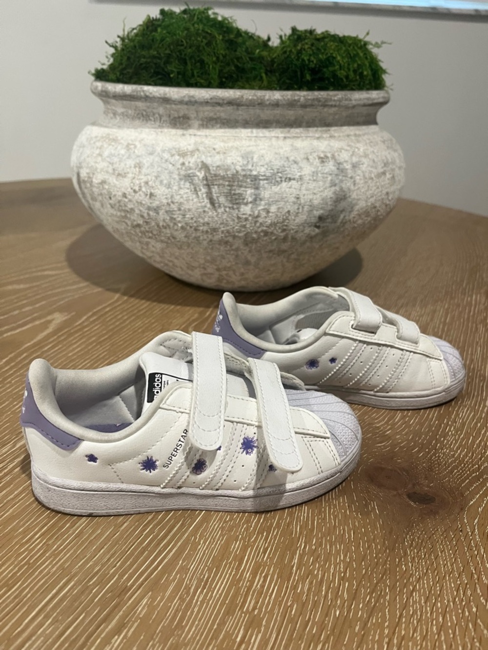 Adidas toddler girl size 10 - Picture 3 of 7